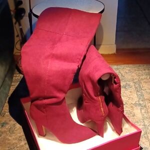 Shoe Dazzle Red Over the Knee Boots